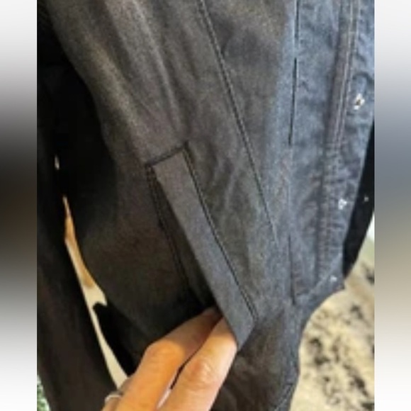 Tahari Jacket Black Sheen XL Lightweight Snap Buttons Pintuck Front Party Casual - Picture 8 of 11